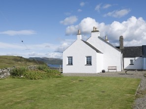 1 Bedroom Seaview Farm Cottage near Ardfern, West Coast of Argyll, Scotland